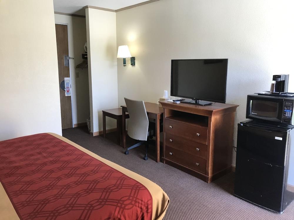 Econo Lodge - Perry National Fair Ground Area Εξωτερικό φωτογραφία