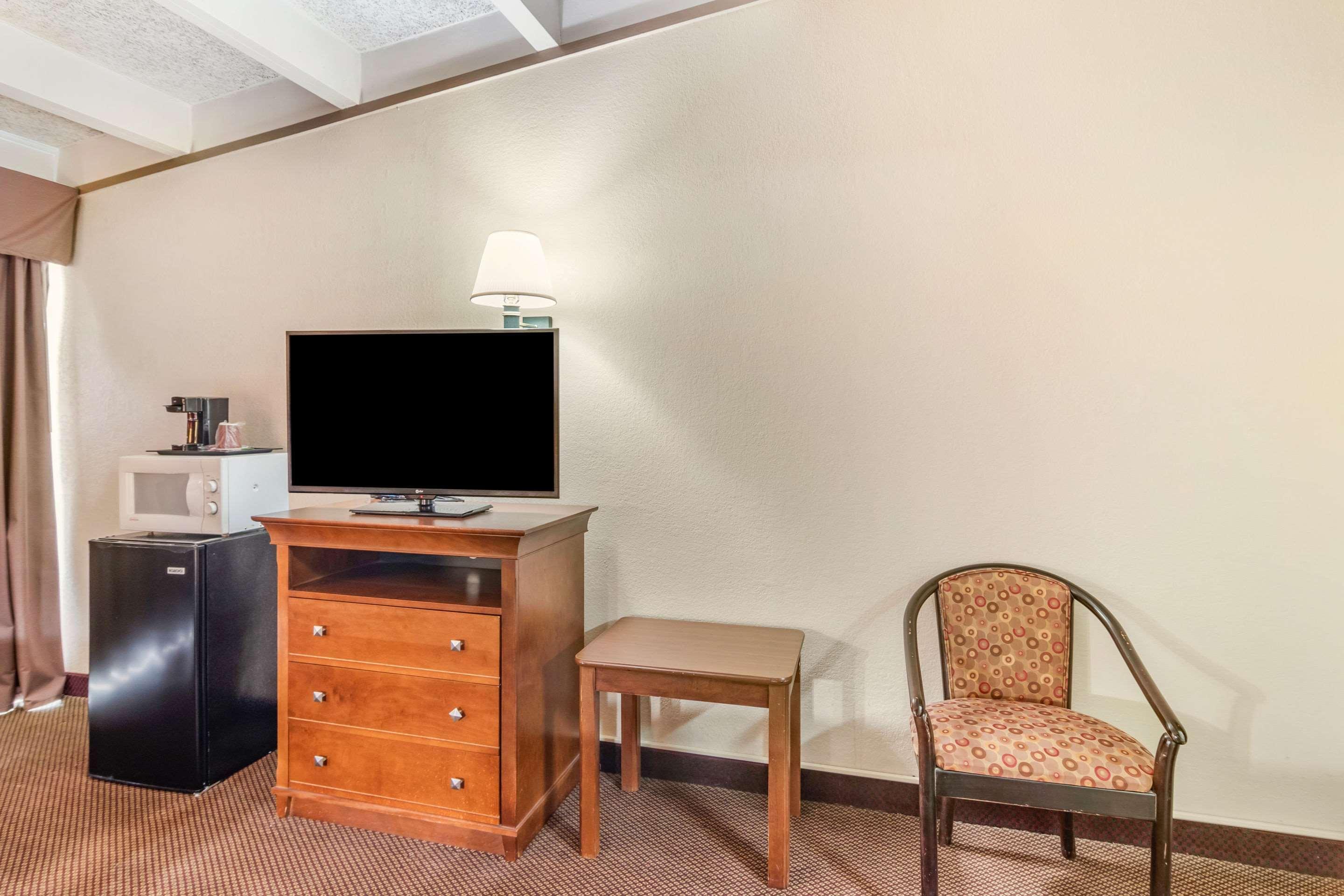 Econo Lodge - Perry National Fair Ground Area Εξωτερικό φωτογραφία