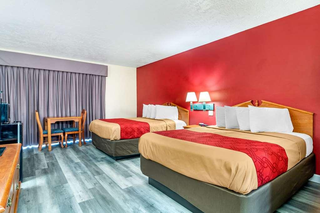 Econo Lodge - Perry National Fair Ground Area Δωμάτιο φωτογραφία