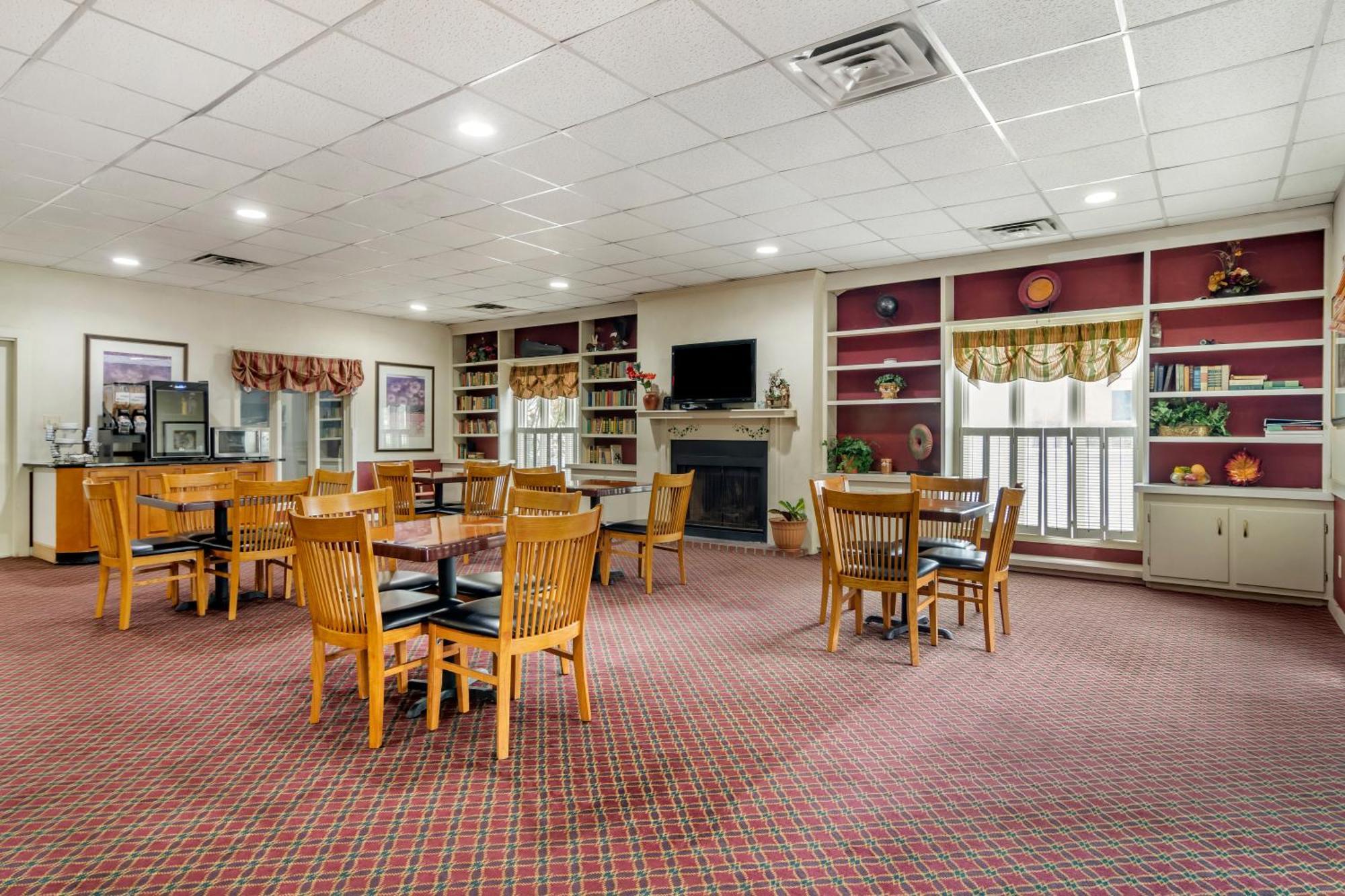 Econo Lodge - Perry National Fair Ground Area Εξωτερικό φωτογραφία