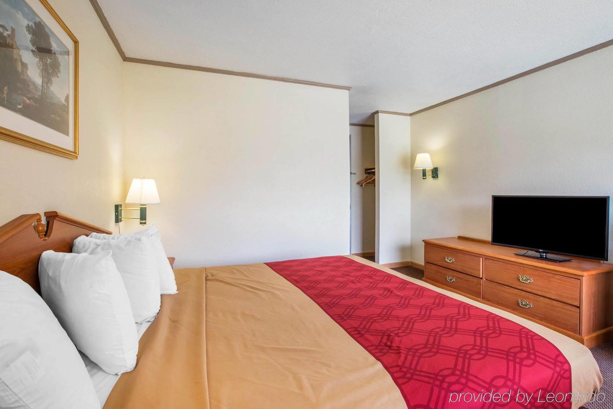 Econo Lodge - Perry National Fair Ground Area Εξωτερικό φωτογραφία