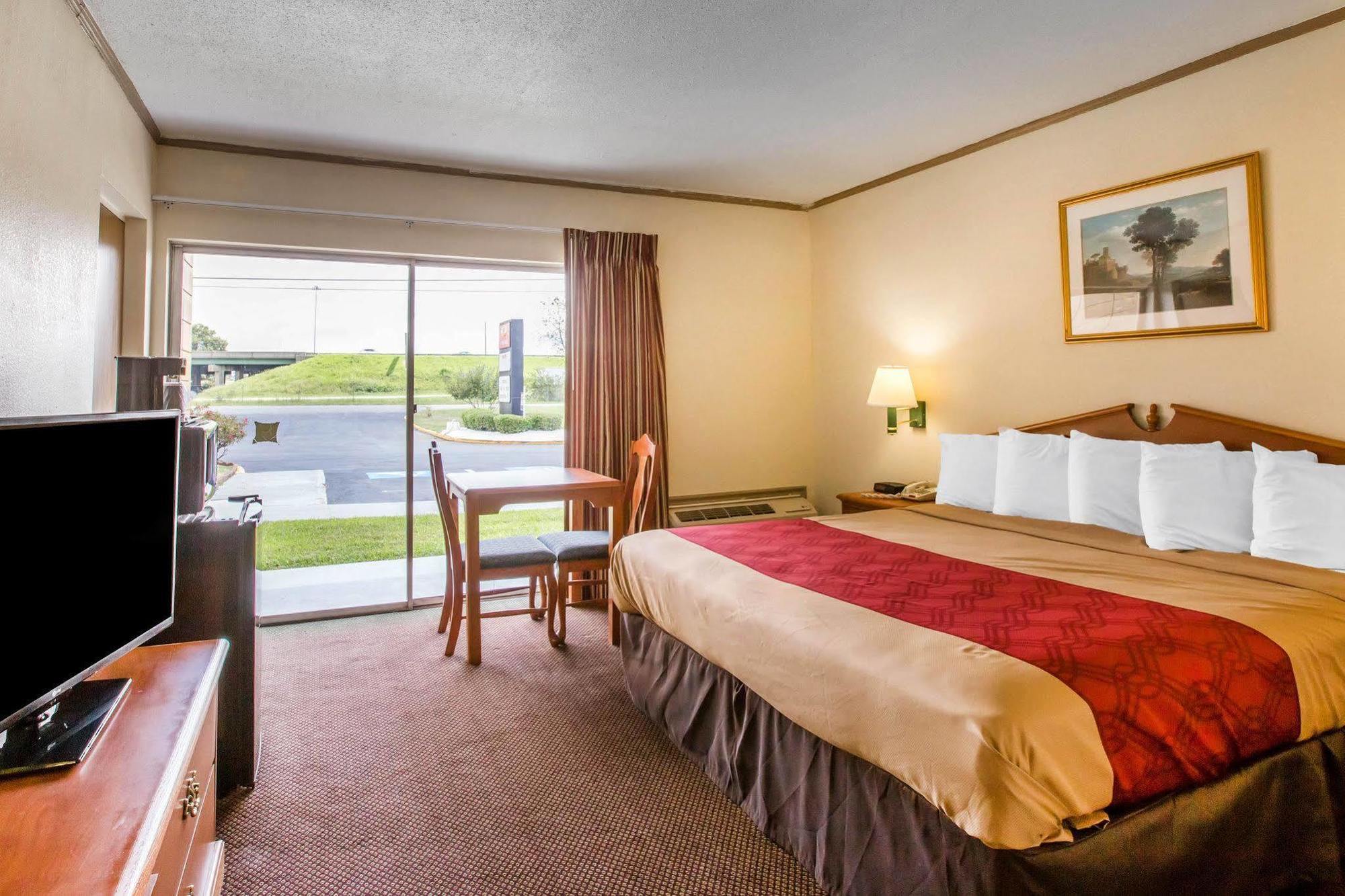 Econo Lodge - Perry National Fair Ground Area Εξωτερικό φωτογραφία